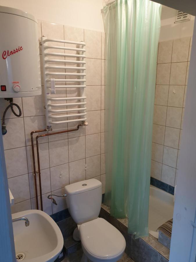 U Wladzia Daire Gowidlino Dış mekan fotoğraf